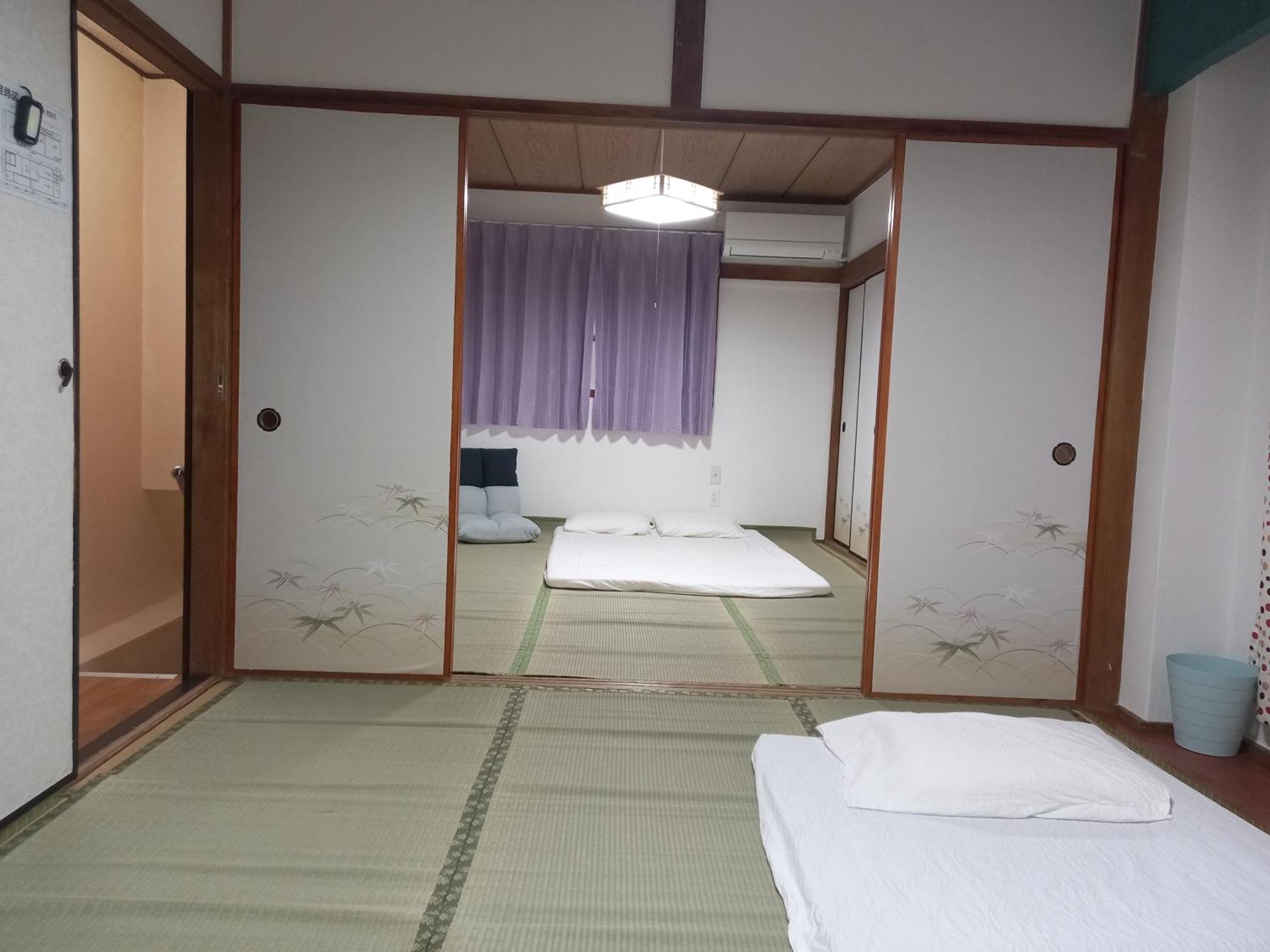 Lucky House Guest House Osaka Exterior photo